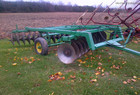  John Deere 225