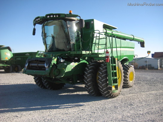2012 John Deere S670