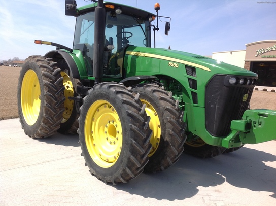 2007 John Deere 8530
