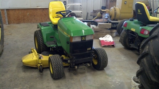 2001 John Deere 445
