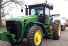  John Deere 8245R