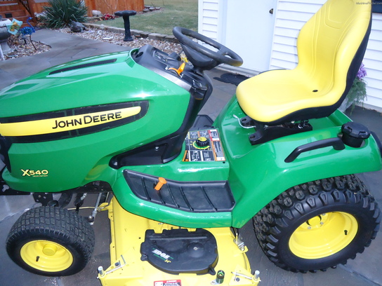 2012 John Deere X540