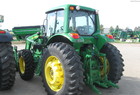 2010 John Deere 7330