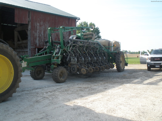 2010 Great Plains YP-1225A