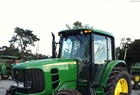 2011 John Deere 7130 Cab