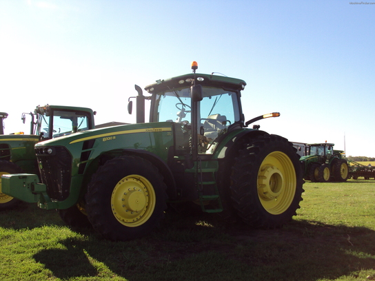2010 John Deere 8320R