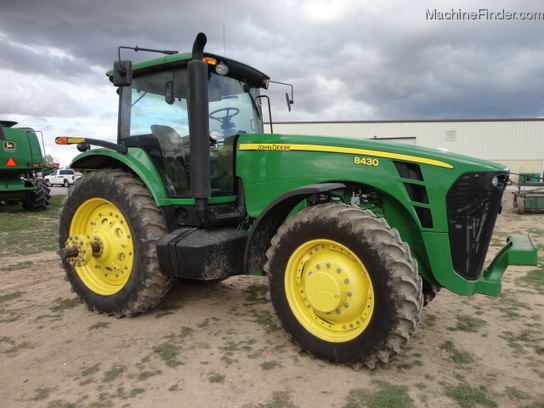 2009 John Deere 8430