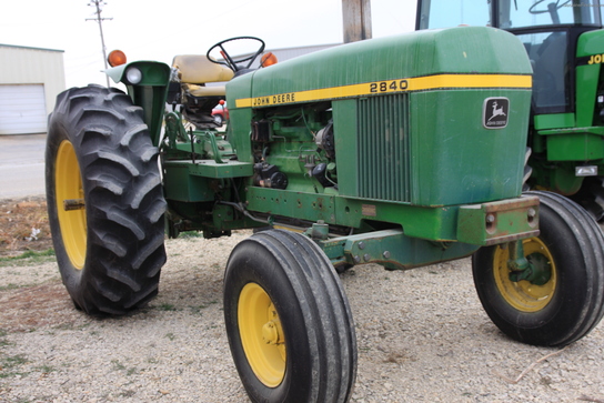 1979 John Deere 2840