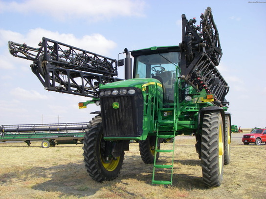 2010 John Deere 4930