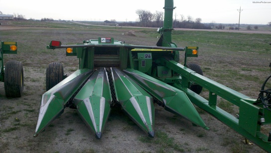 2007 John Deere 3975