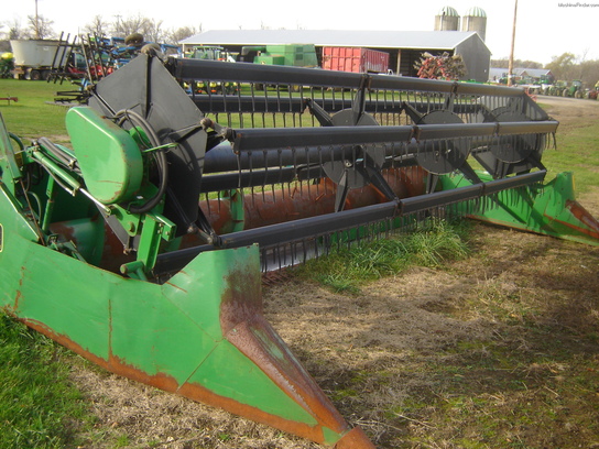 1991 John Deere 918F