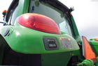 2009 John Deere 7430