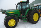 2001 John Deere 7410