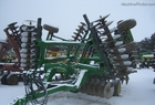 2010 John Deere 637