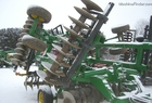 2010 John Deere 637