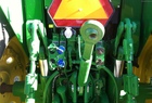 2011 John Deere 7230