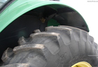 2004 John Deere 7520