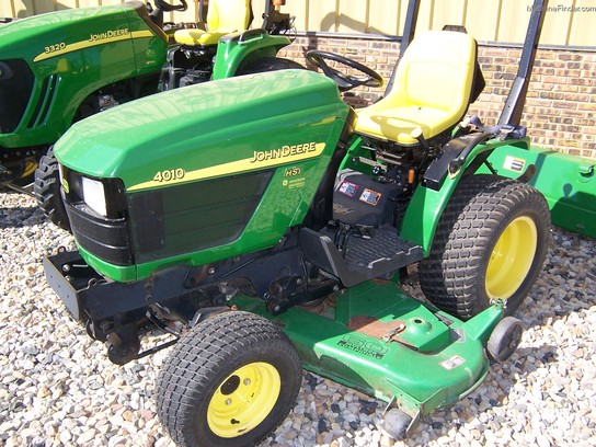 2002 John Deere 4010