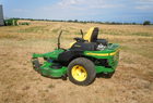 2005 John Deere 737