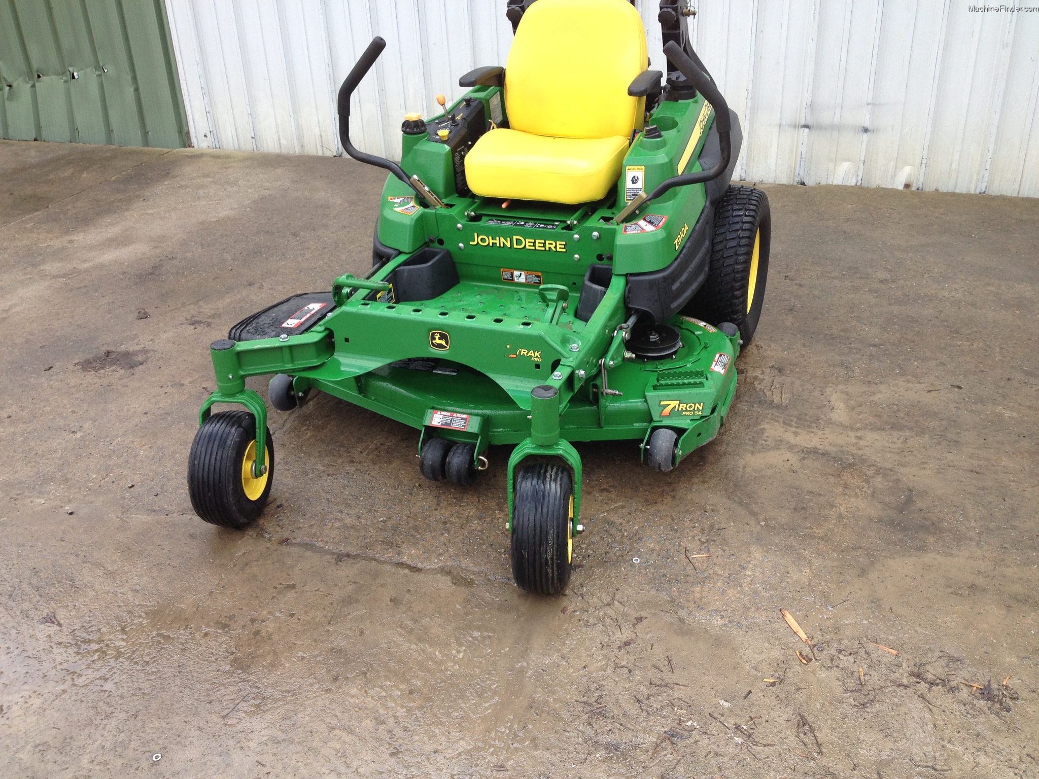 2012 John Deere Z910a Lawn & Garden and Commercial Mowing John Deere