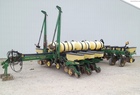  John Deere 7200