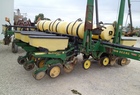  John Deere 7200