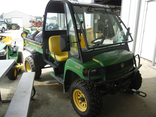  John Deere 620i