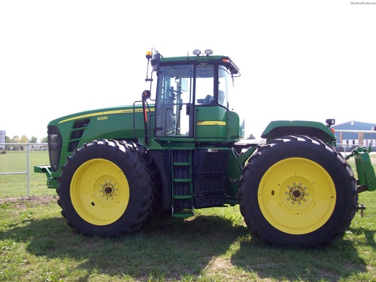 2010 John Deere 9330