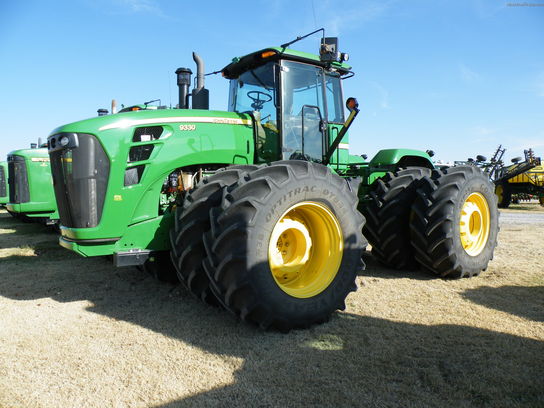 2010 John Deere 9330