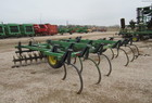  John Deere 714