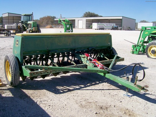 1980 John Deere 8200