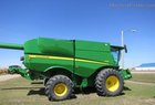  John Deere S680