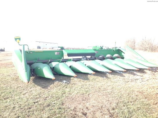 2004 John Deere 893