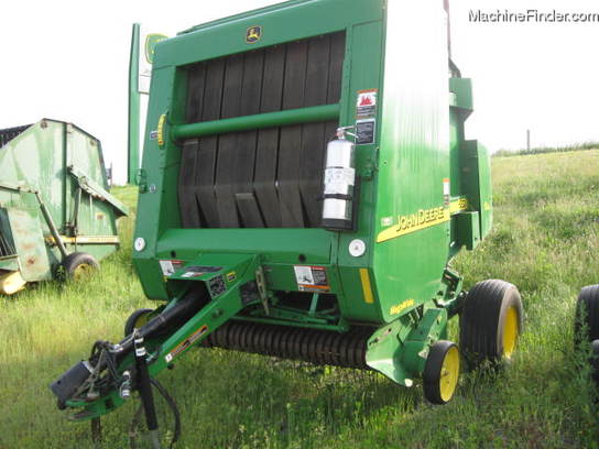 2003 John Deere 567