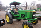2000 John Deere 7400