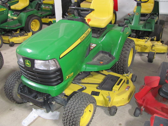 2008 John Deere X729