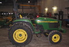 2000 John Deere 4700
