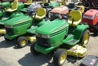 2000 John Deere GT235