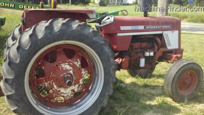  International Harvester 674