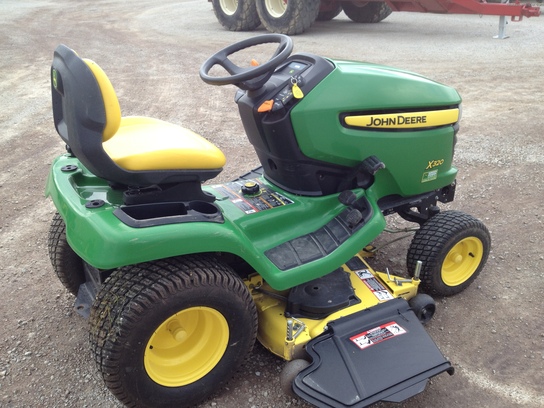 2010 John Deere X320
