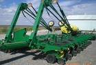 1996 John Deere 7200