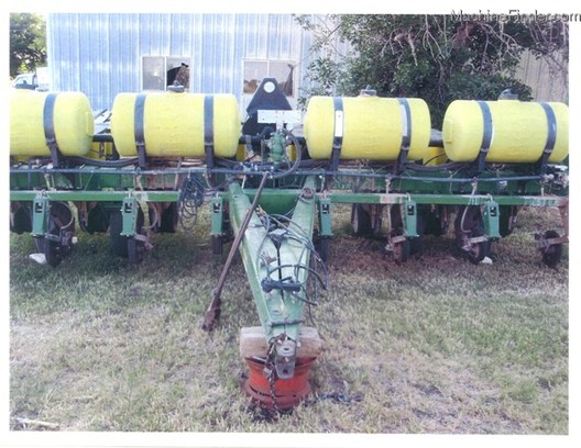 2001 John Deere 1750