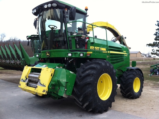 2011 John Deere 7450