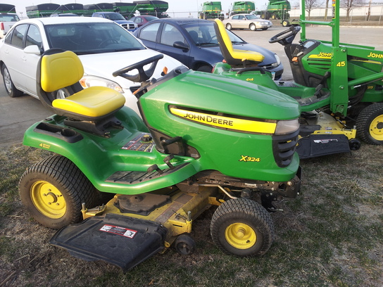 2007 John Deere X324