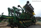 2004 John Deere 1790