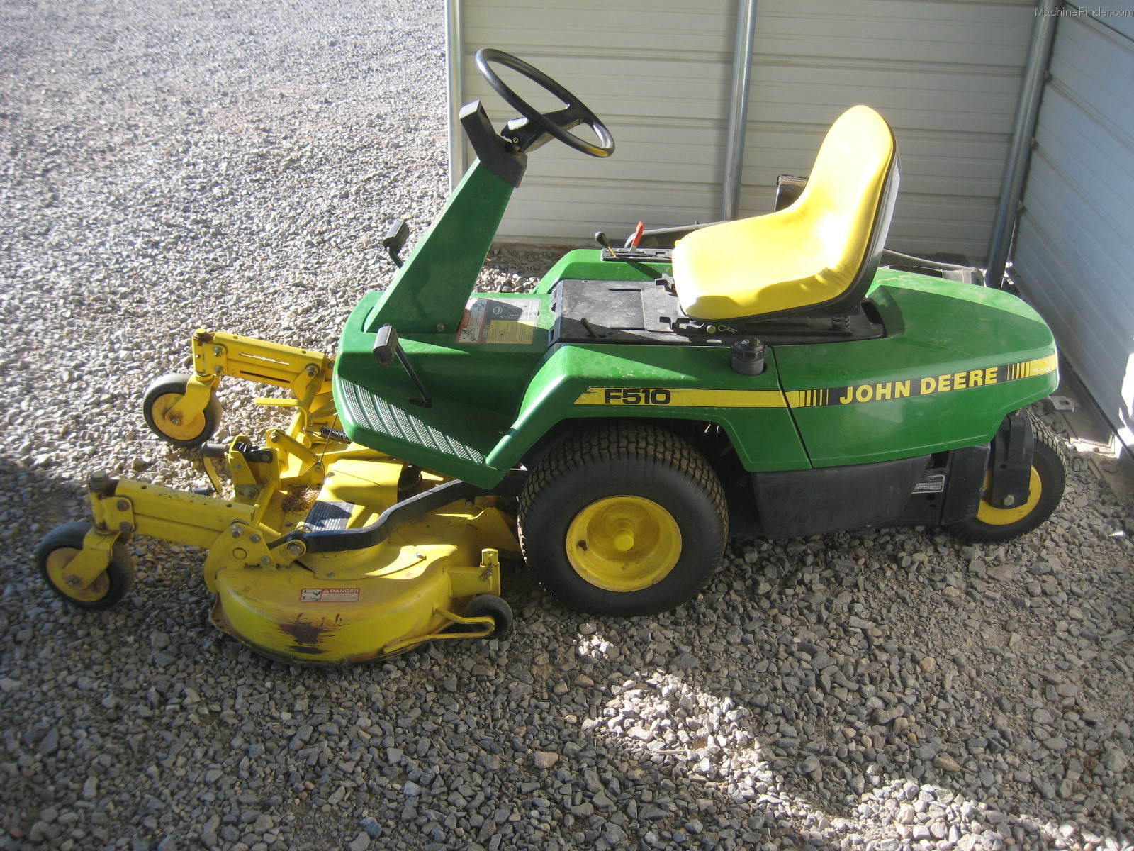 1991 John Deere F510 Lawn & Garden and Commercial Mowing John Deere