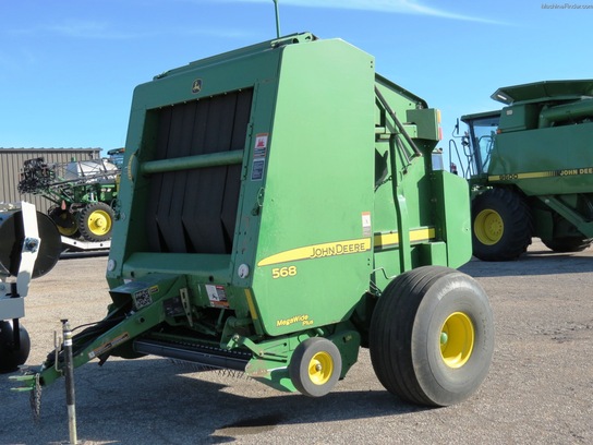 2008 John Deere 568