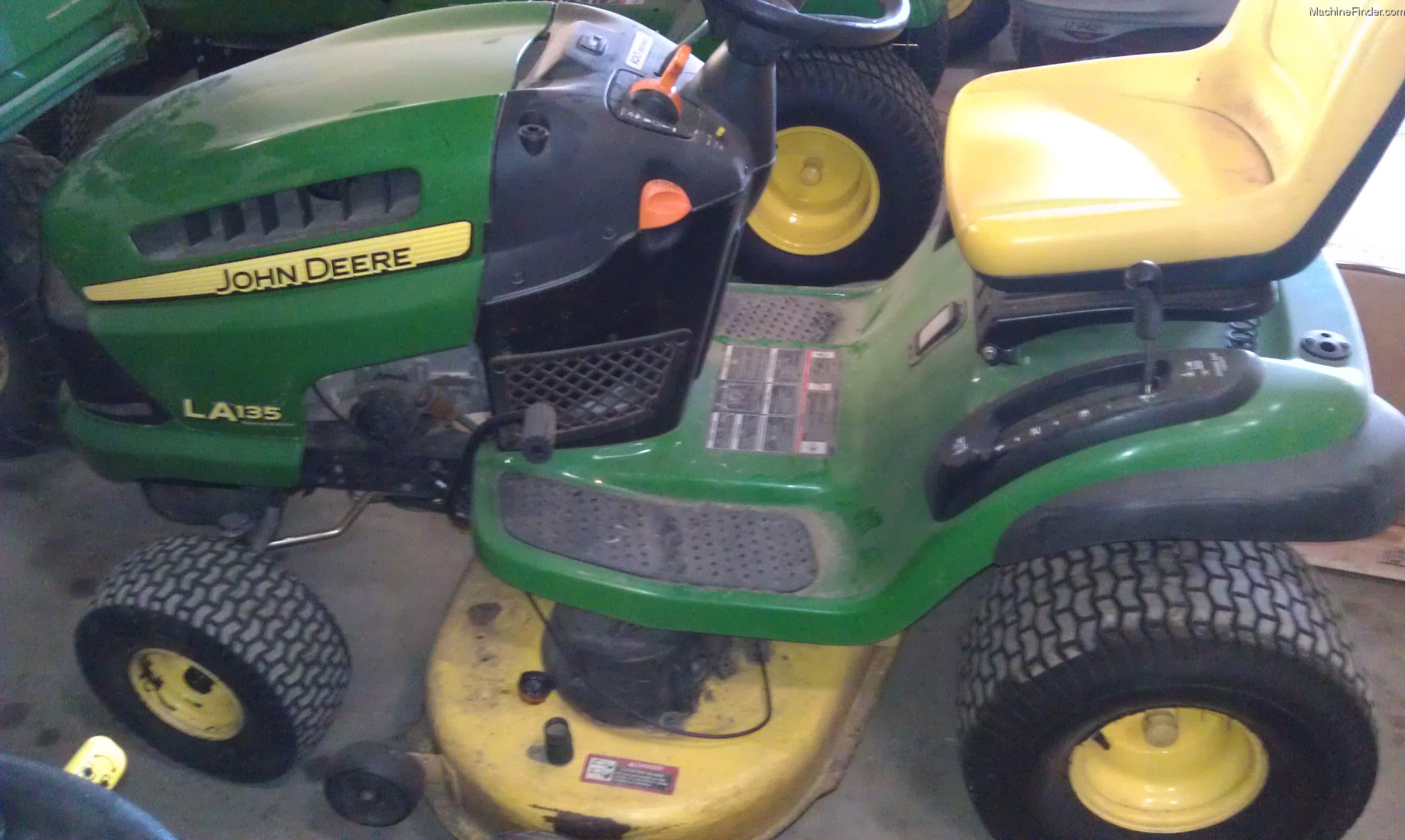 2010 John Deere LA135 Lawn & Garden and Commercial Mowing John Deere