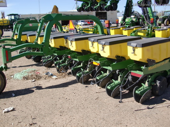 2009 John Deere 1730