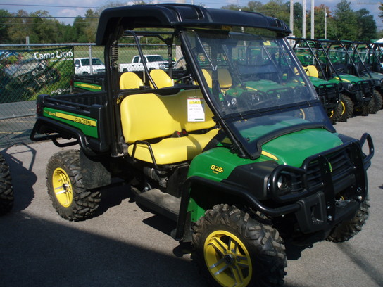 2012 John Deere XUV 825i